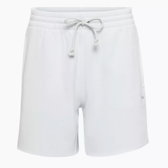 TNA 6" Cozy Fleece Boyfriend Sweatshorts - Picture 1 of 4